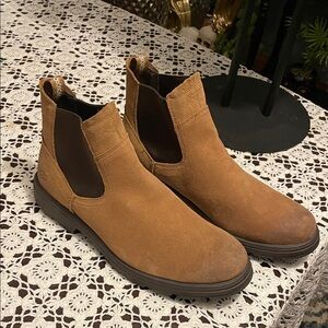 UGG Men's Brown Chelsea Boots